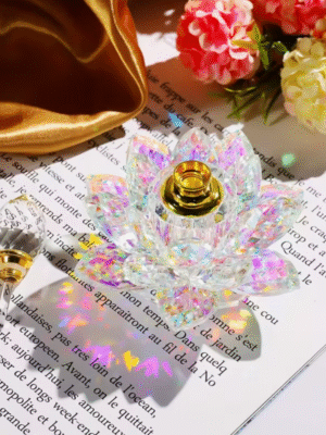 1pc Elegant Lotus Shaped Glass Perfume Bottle