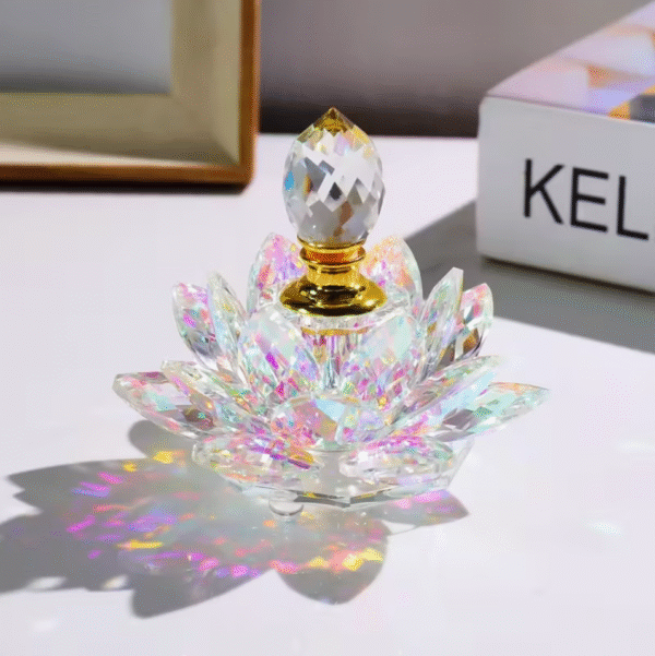 1pc Elegant Lotus Shaped Glass Perfume Bottle