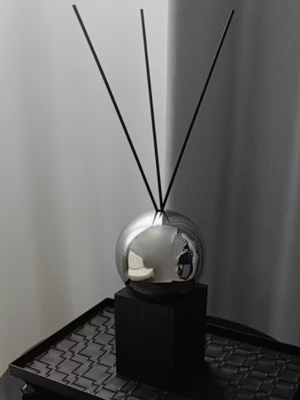 1pc Dark Wood Minimalist Stainless Steel Essential Oil Diffuser Bottle